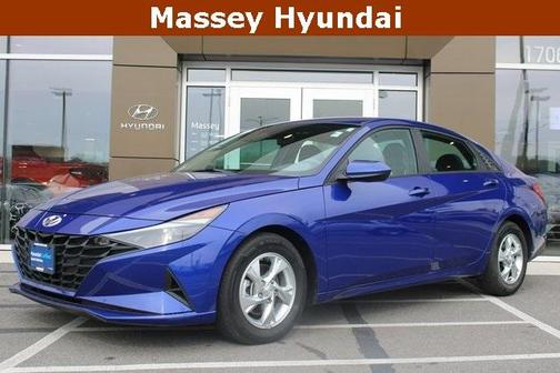2022 Hyundai ELANTRA SE