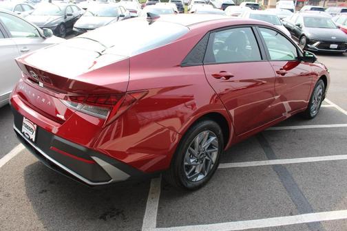 2025 Hyundai ELANTRA HEV Blue