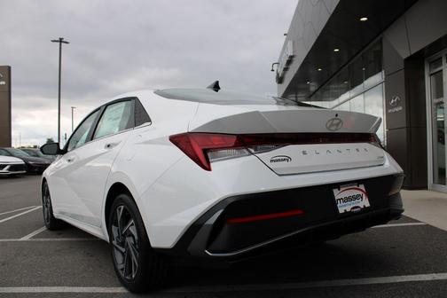 Serenity White Pearl 2026 Hyundai ELANTRA Limited