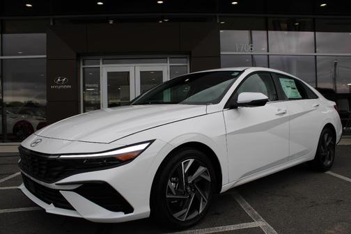 Serenity White Pearl 2026 Hyundai ELANTRA Limited