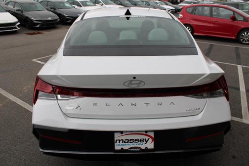 Serenity White Pearl 2026 Hyundai ELANTRA Limited