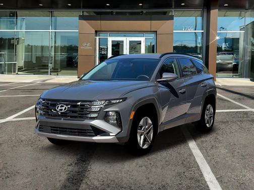 2026 Hyundai TUCSON Hybrid SEL