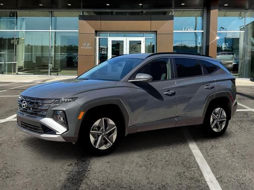 2026 Hyundai TUCSON Hybrid SEL