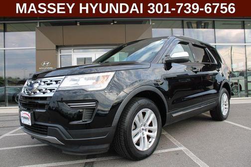 Platinum Dune Metallic 2018 Ford Explorer XLT