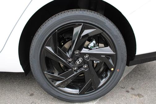 Serenity White Pearl 2026 Hyundai ELANTRA SEL SPORT PREMIUM