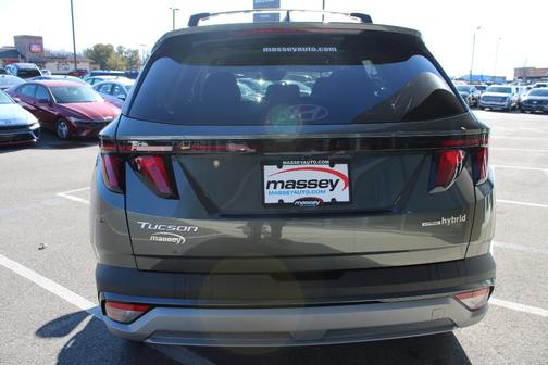 2026 Hyundai TUCSON Hybrid SEL