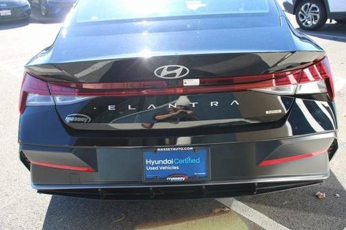 2025 Hyundai ELANTRA HEV Limited
