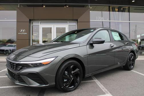 Amazon Gray 2026 Hyundai ELANTRA SEL Sport