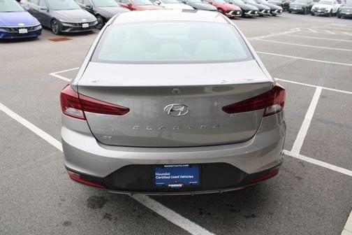 2020 Hyundai ELANTRA SE
