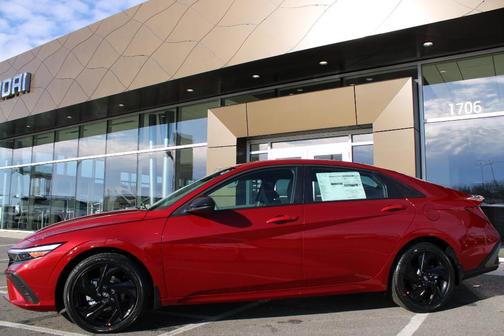 2026 Hyundai ELANTRA HEV SEL Sport