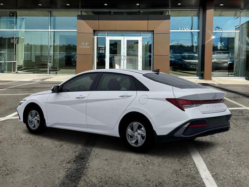 Serenity White Pearl 2026 Hyundai ELANTRA SE