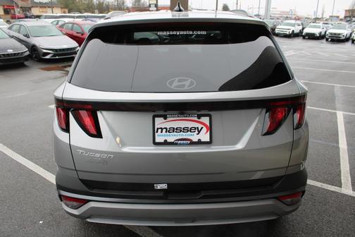 2026 Hyundai TUCSON SEL