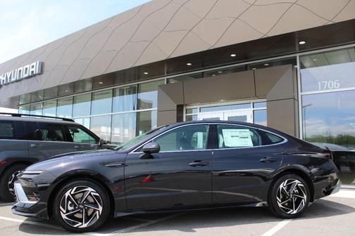 Carbon Blue 2026 Hyundai SONATA SEL Sport