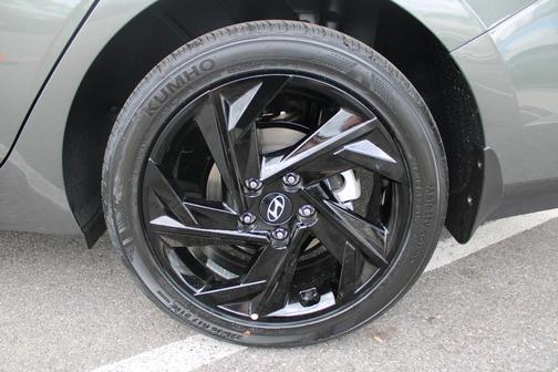 Amazon Gray 2026 Hyundai ELANTRA SEL Sport