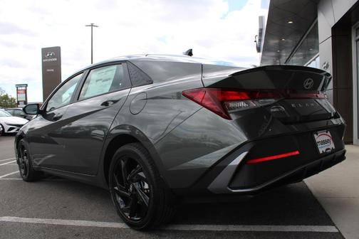 Amazon Gray 2026 Hyundai ELANTRA SEL Sport