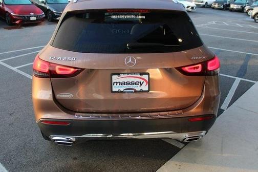 2021 Mercedes-Benz GLA 250 Base 4MATIC