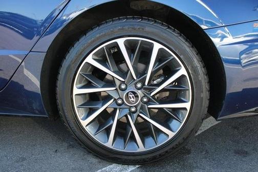 2022 Hyundai SONATA Limited