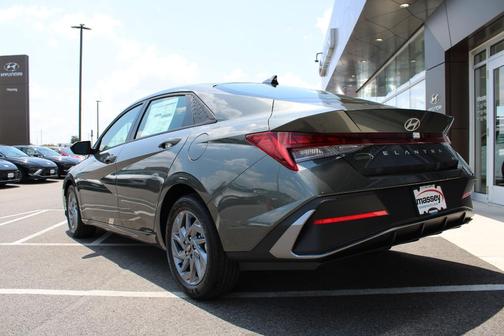 2025 Hyundai ELANTRA HEV Blue