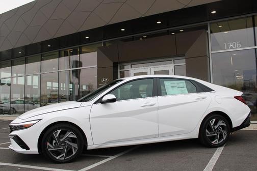 2025 Hyundai ELANTRA HEV Limited