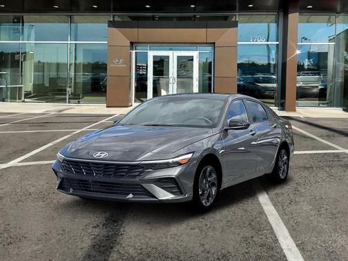 2026 Hyundai ELANTRA HEV SEL Sport