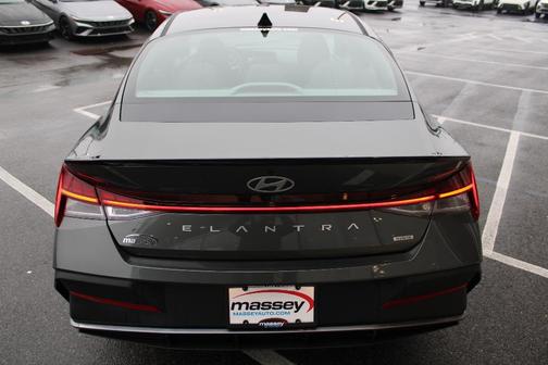 2026 Hyundai ELANTRA HEV SEL Sport