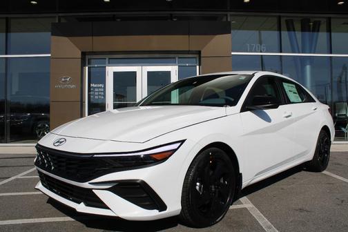 Serenity White Pearl 2026 Hyundai ELANTRA SEL Sport
