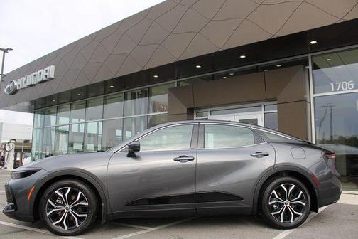 Magnetic Gray Metallic 2023 Toyota Crown XLE