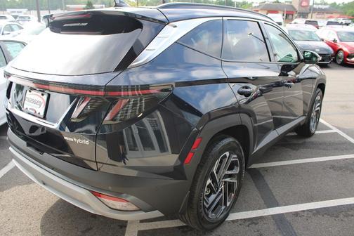 2025 Hyundai TUCSON Hybrid Limited