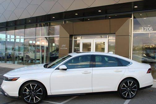 2024 Honda Accord Hybrid Touring