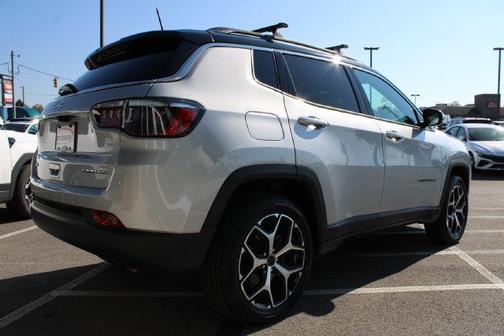 Silver Zynith 2025 Jeep Compass Limited