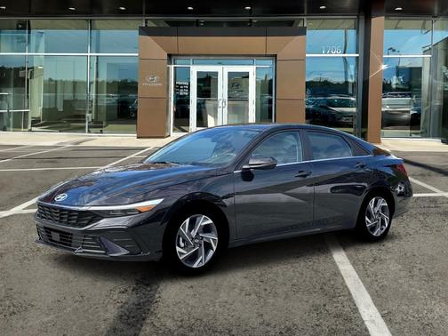 2026 Hyundai ELANTRA Limited