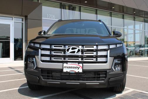 2025 Hyundai SANTA CRUZ SEL Activity