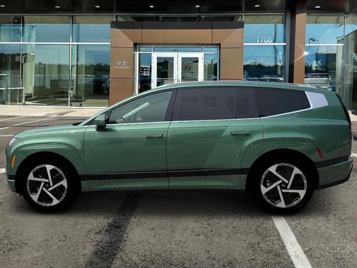 Green 2026 Hyundai IONIQ 9 Performance Calligraphy