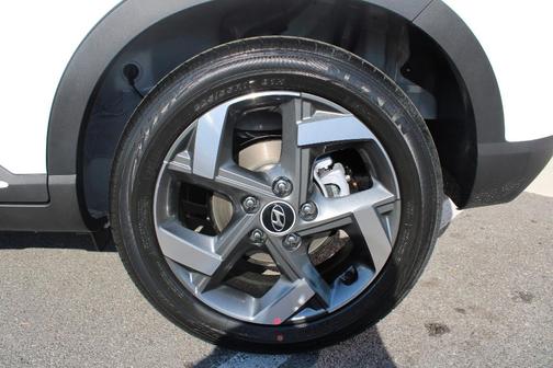 Lunar White 2026 Hyundai VENUE SEL