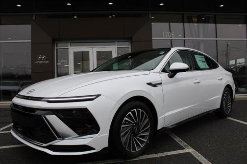 2026 Hyundai SONATA Hybrid Limited