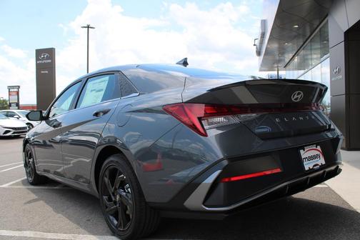Gray 2026 Hyundai ELANTRA SEL SPORT PREMIUM