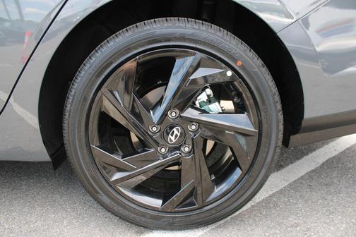 Gray 2026 Hyundai ELANTRA SEL SPORT PREMIUM