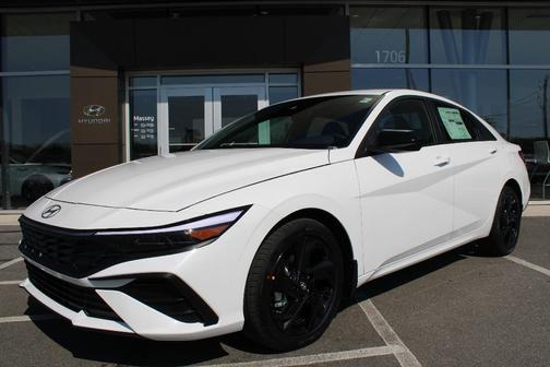 Serenity White Pearl 2026 Hyundai ELANTRA SEL Sport
