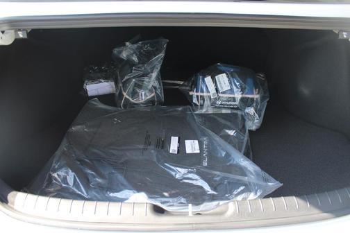 Serenity White Pearl 2026 Hyundai ELANTRA SEL Sport