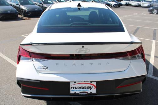 Serenity White Pearl 2026 Hyundai ELANTRA SEL Sport