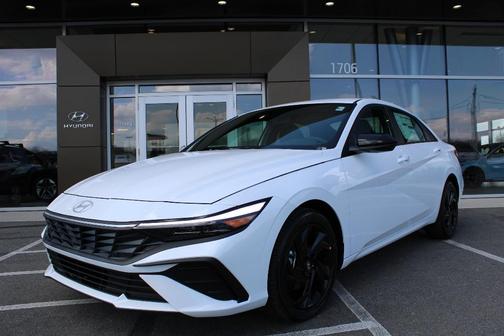 Serenity White Pearl 2026 Hyundai ELANTRA SEL Sport