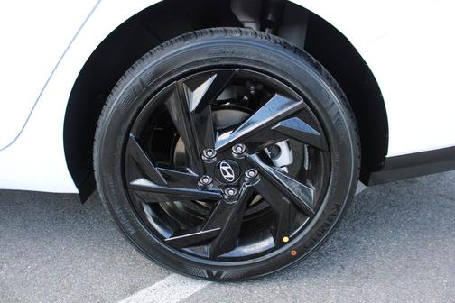 White 2026 Hyundai ELANTRA SEL Sport