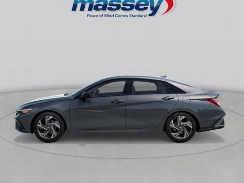 2026 Hyundai ELANTRA SEL