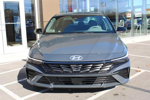 2026 Hyundai ELANTRA SEL