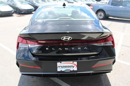 Black 2026 Hyundai ELANTRA SEL Sport