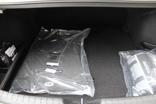 2026 Hyundai ELANTRA HEV Limited