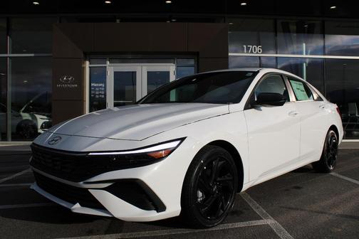 Serenity White Pearl 2026 Hyundai ELANTRA SEL Sport