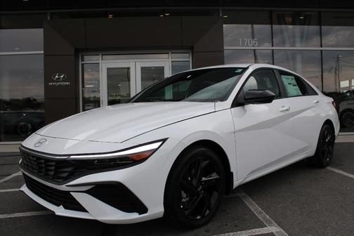 White 2026 Hyundai ELANTRA SEL Sport