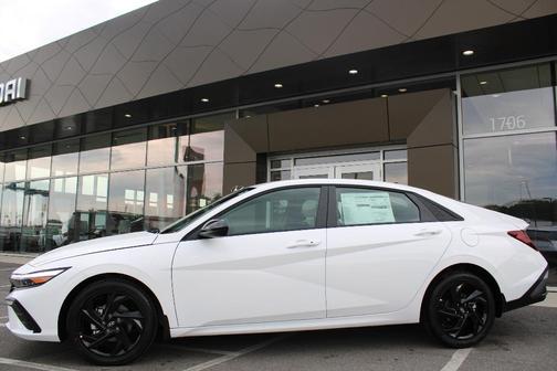 White 2026 Hyundai ELANTRA SEL Sport