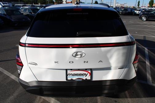 Atlas 2026 Hyundai KONA SEL Sport